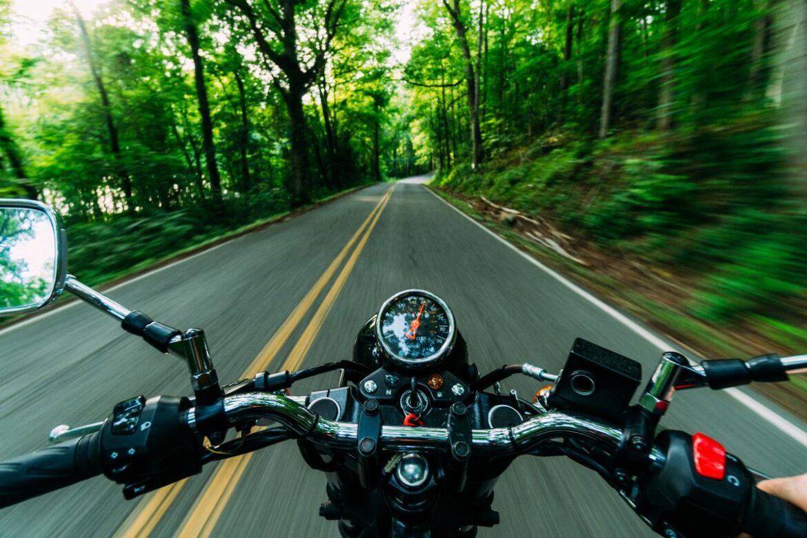 Scooter ή Μοτοσυκλέτα: Τι να Διαλέξεις